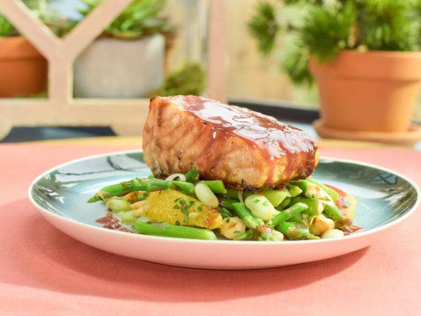 Pomegranate-Glazed Salmon with Asparagus-Mint Citrus Salad