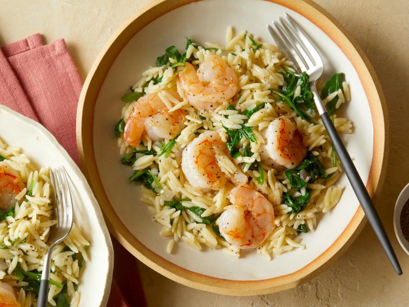 Lemony Shrimp Scampi with Orzo and Arugula