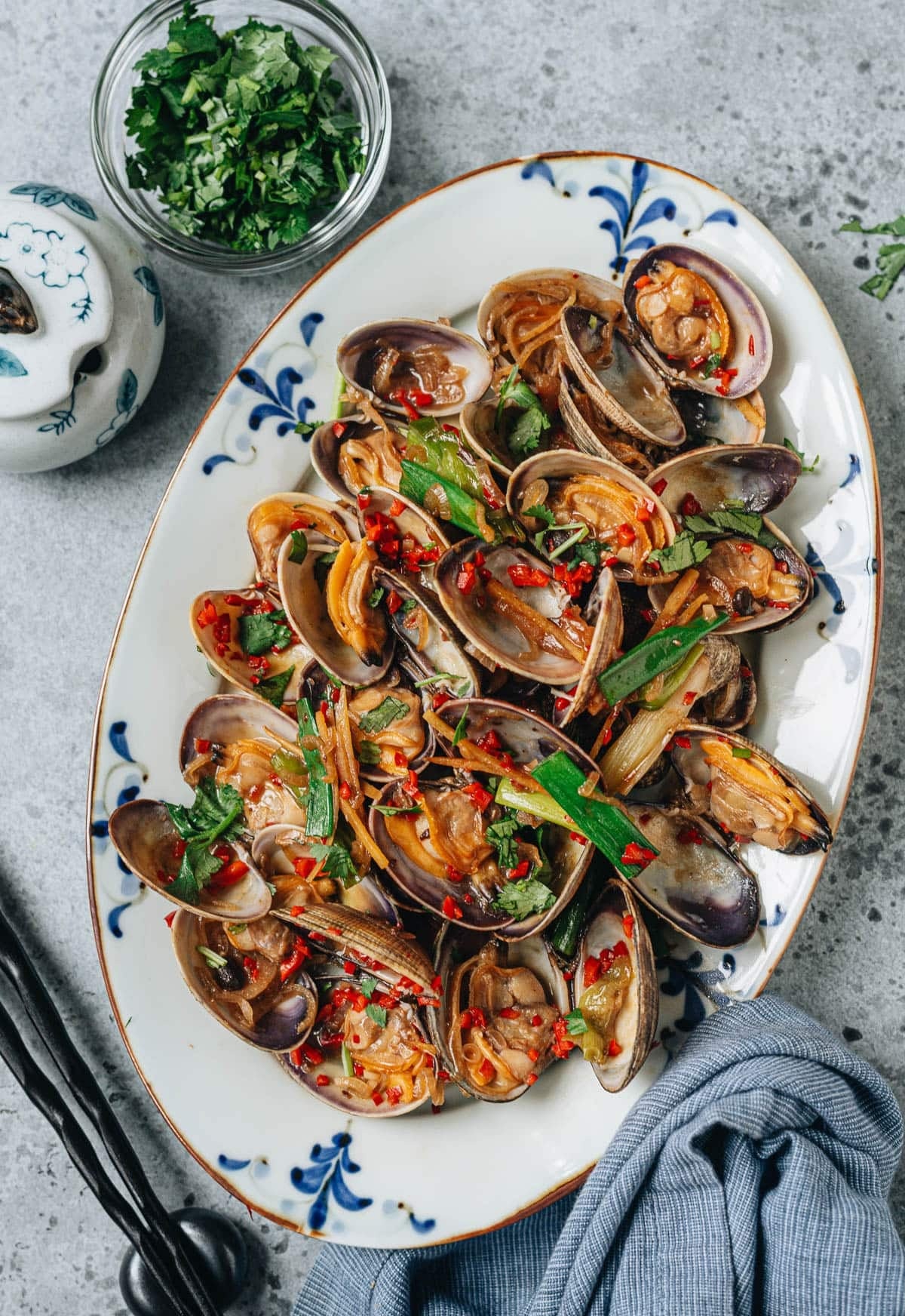 Stir Fried Clams in Black Bean Sauce